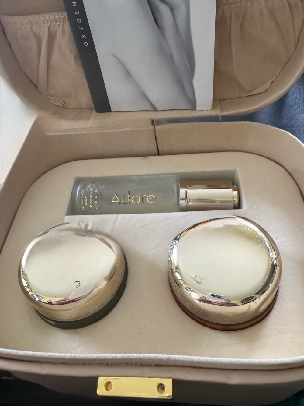 Adore Highlighter Duo in Gold and Silver Metallic
